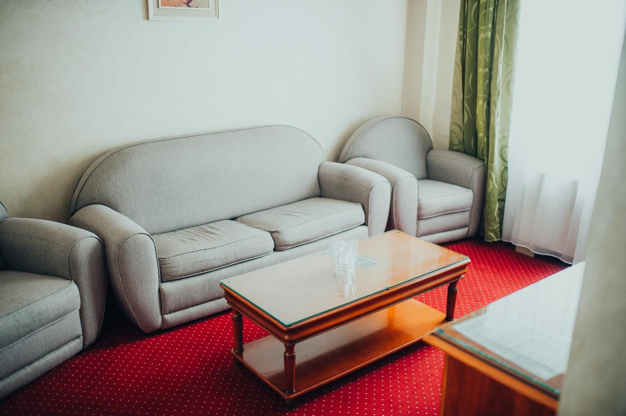 Hotel Bavaria Craiova Exterior photo