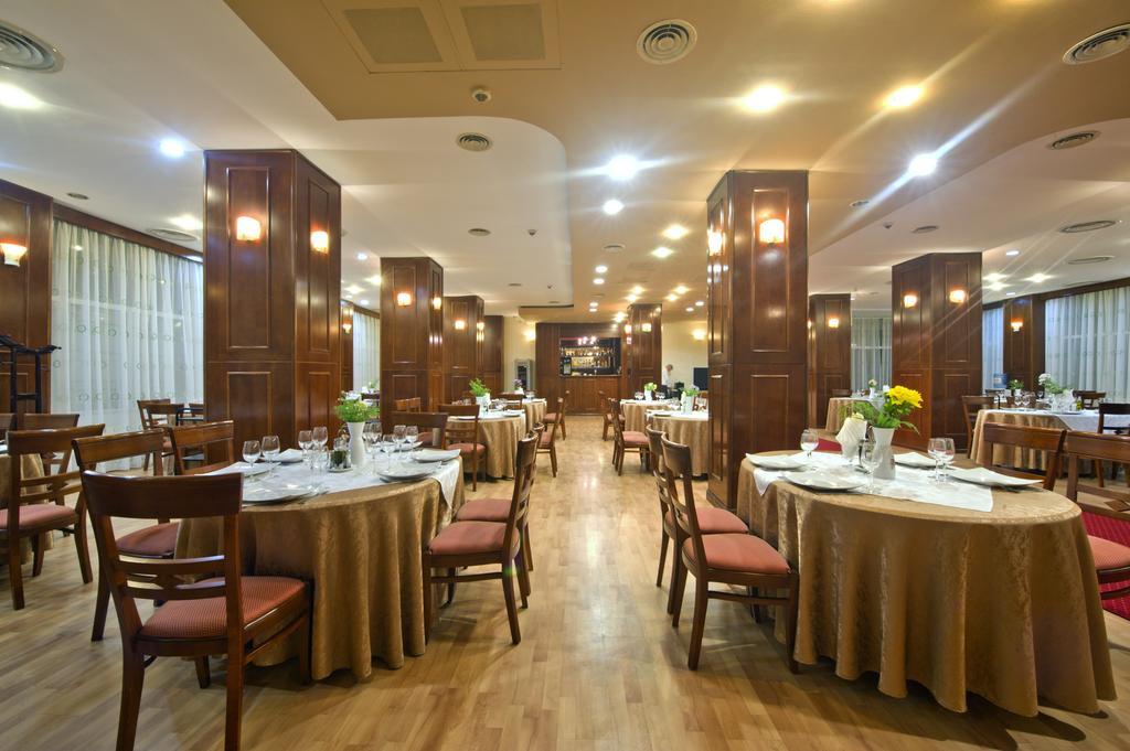 Hotel Bavaria Craiova Exterior photo